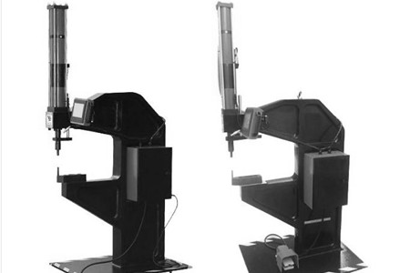 怎么選擇液壓鉚釘機生產廠家？